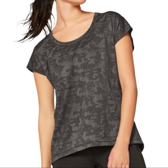 Lululemon Miles Ahead Short Sleeve (Camo)Deep Camo size 8 - Picture 7 of 7